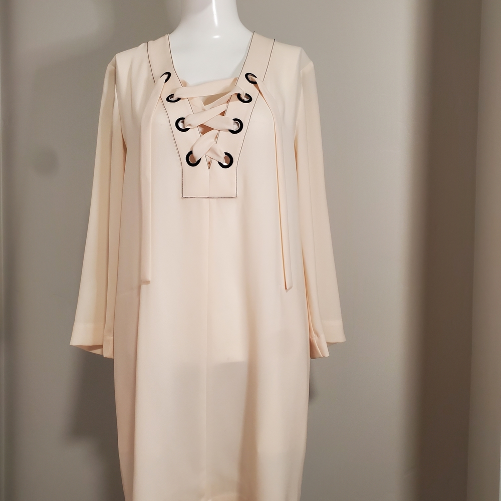 BCBGMaxAzria Cream Lace-Up Long Sleeve Shift Dress